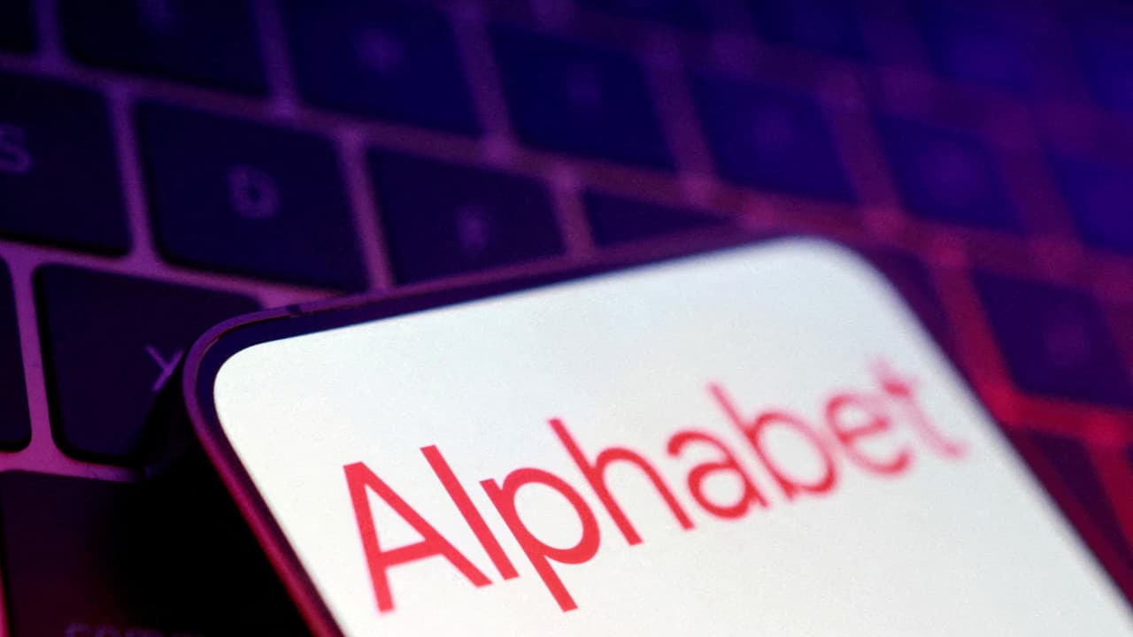 Alphabet, yapay zeka yatırımları için 80 milyar dolarlık sermaye artırımı yapacak