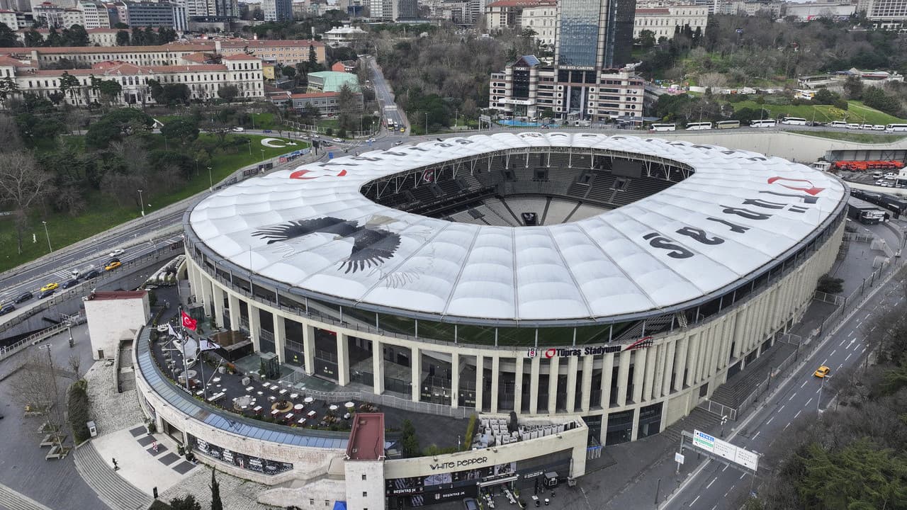 Beşiktaş, Vincenzo Italiano'yu açıkladı