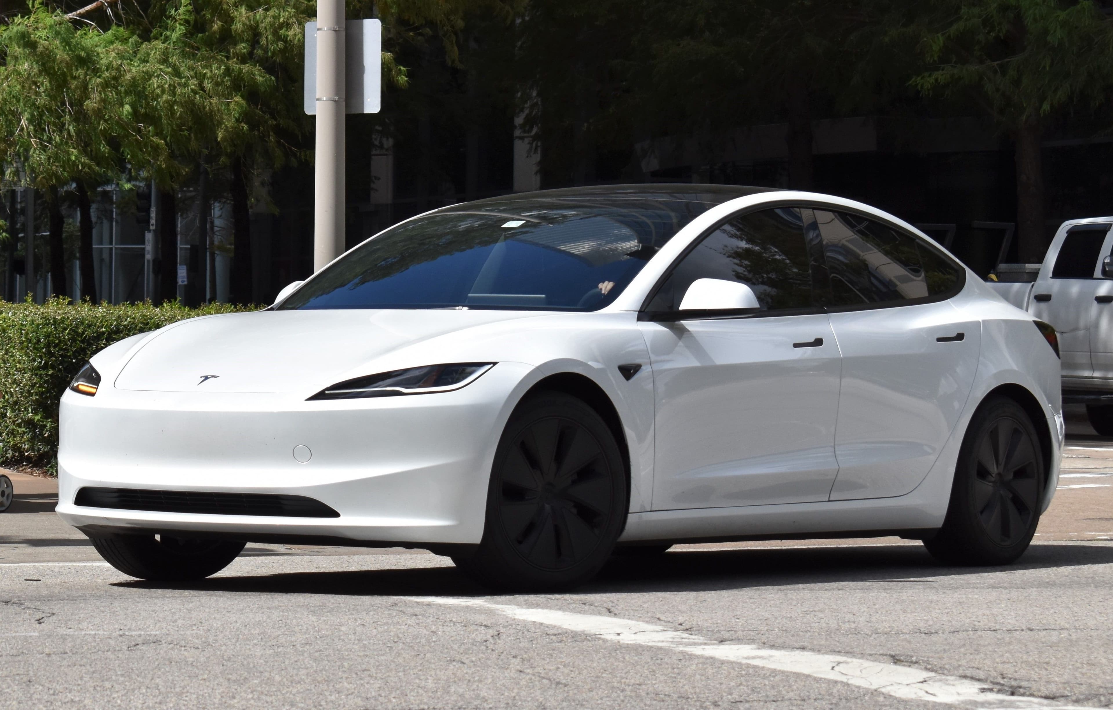Texas Tesla Crash Raises Legal Questions Over Driver Assistance Feature