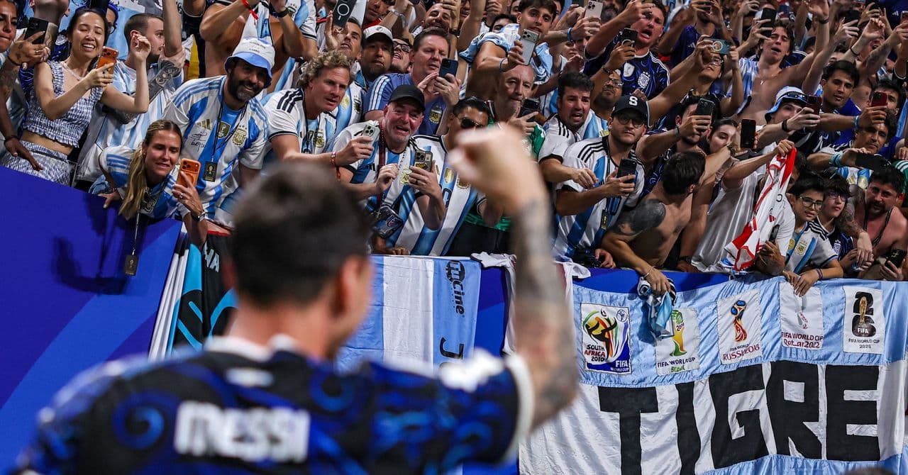World Cup Spectators Contribute 80 Percent of Tournament's Emissions