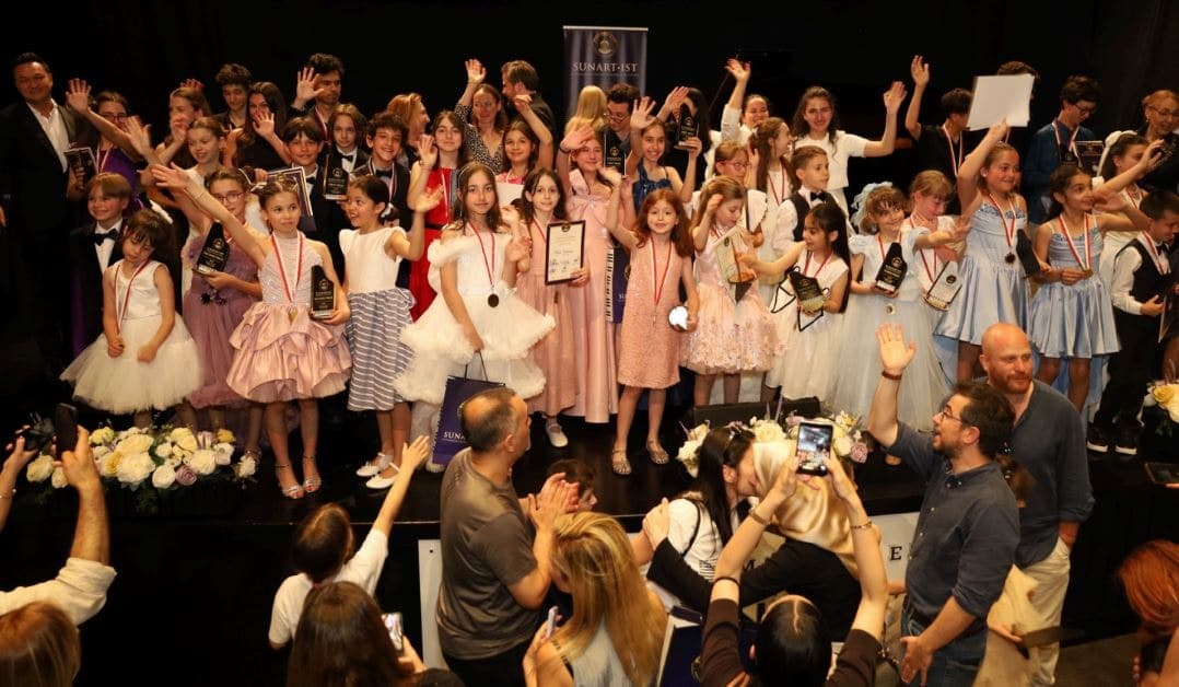 SUNART İST, Genç Piyanistleri Senfonik Orkestra ile Buluşturdu