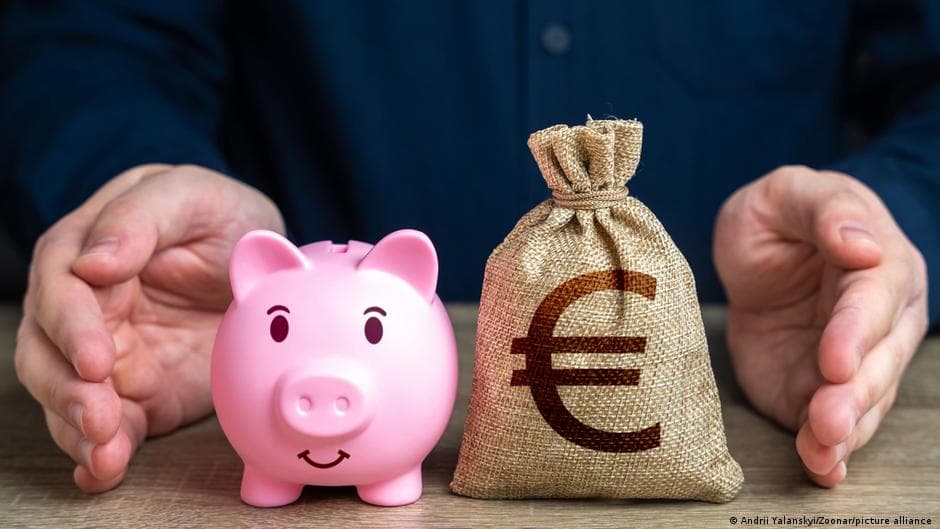 Germany news: Bundestag votes for pension scheme reboot