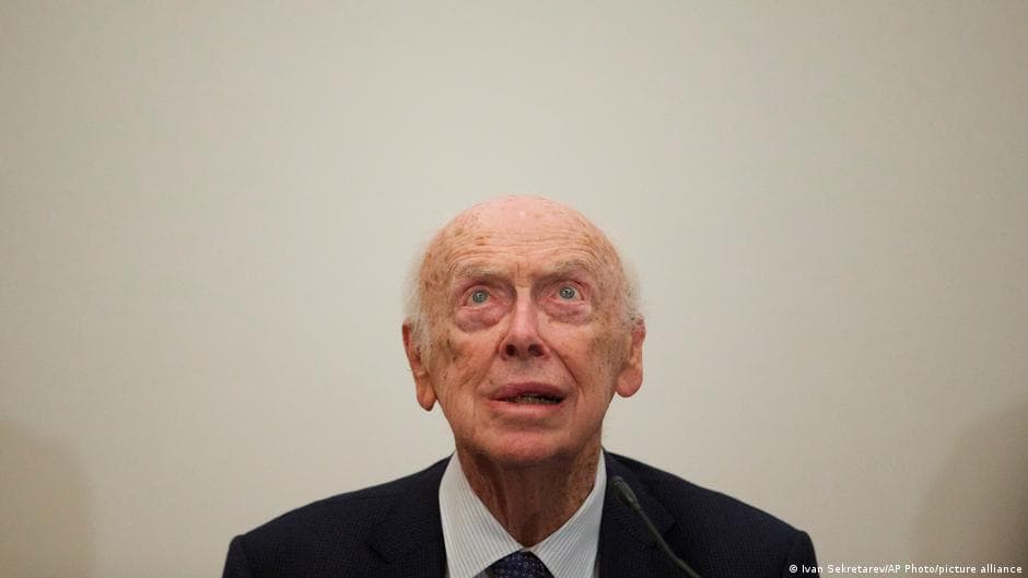 The Phenomenon of 'Nobelitis': When Laureates Lose Touch with Reality