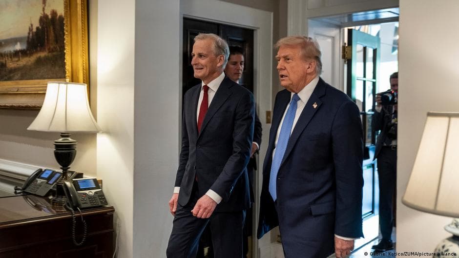 Trump writes Norway's PM, says won't think 'purely of peace'