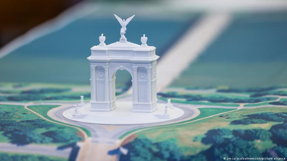 Trump's arch plan and the history of gateways