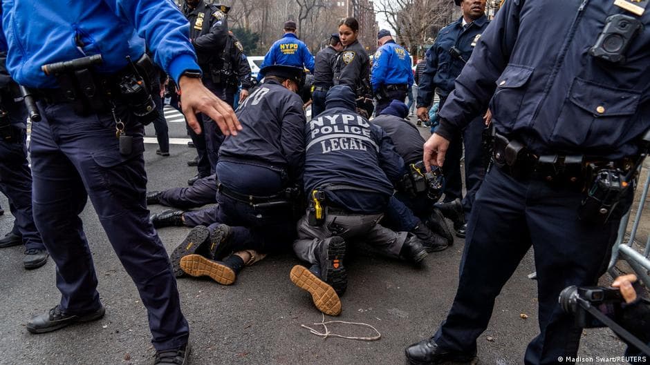 US: Investigators looking at ISIS motive in NY bomb attack