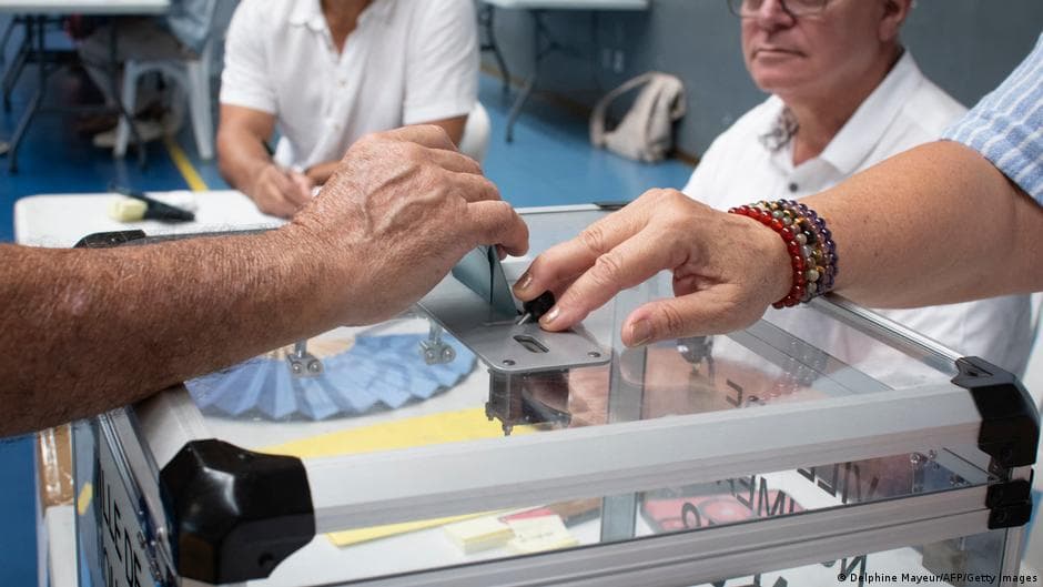 France: Far-right strength put to test in local elections