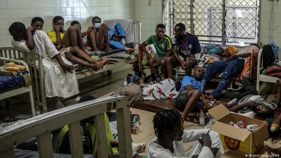 Migrants drown after being dropped by smugglers off Comoros