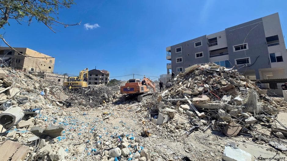 Israel in Lebanon: Is the 'security buffer zone' legal?