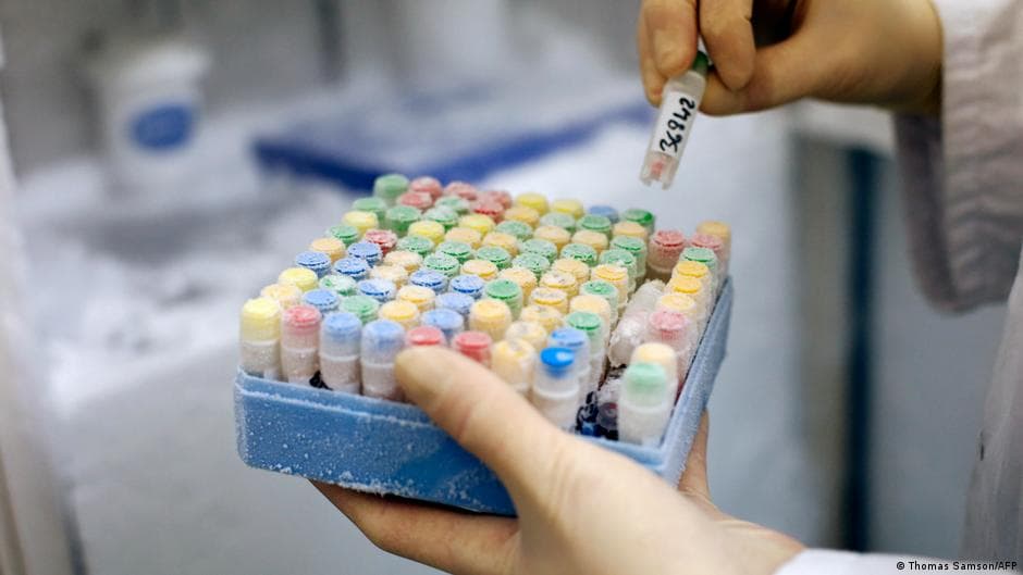 UK: Health data volunteered by 500,000 people to Biobank charity listed for sale on Alibaba in China