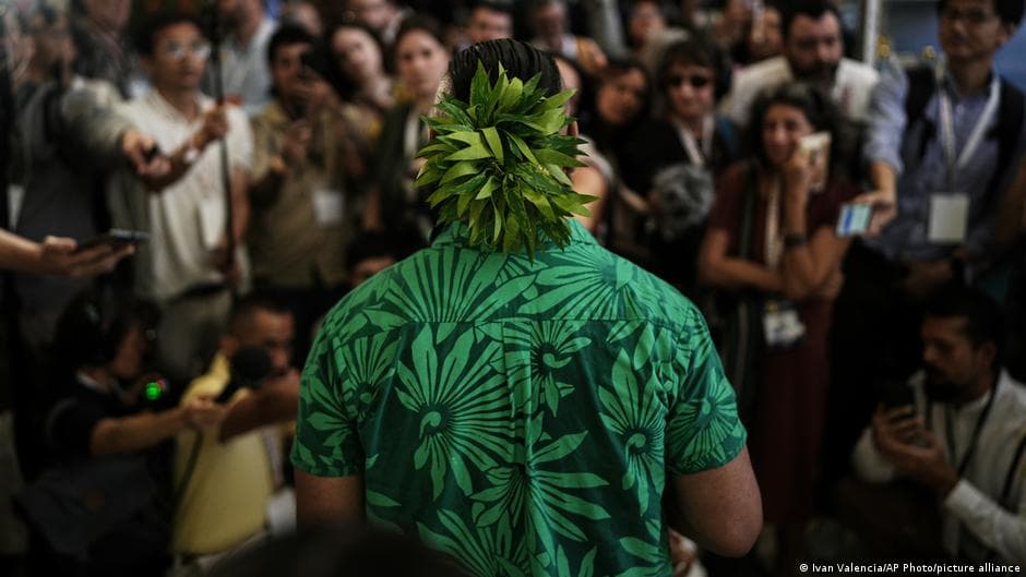 First dots on the roadmap to exiting fossil fuels