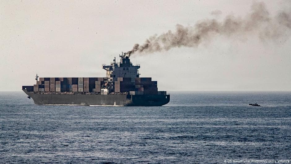 US transfers crew of seized Iranian ship to Pakistan