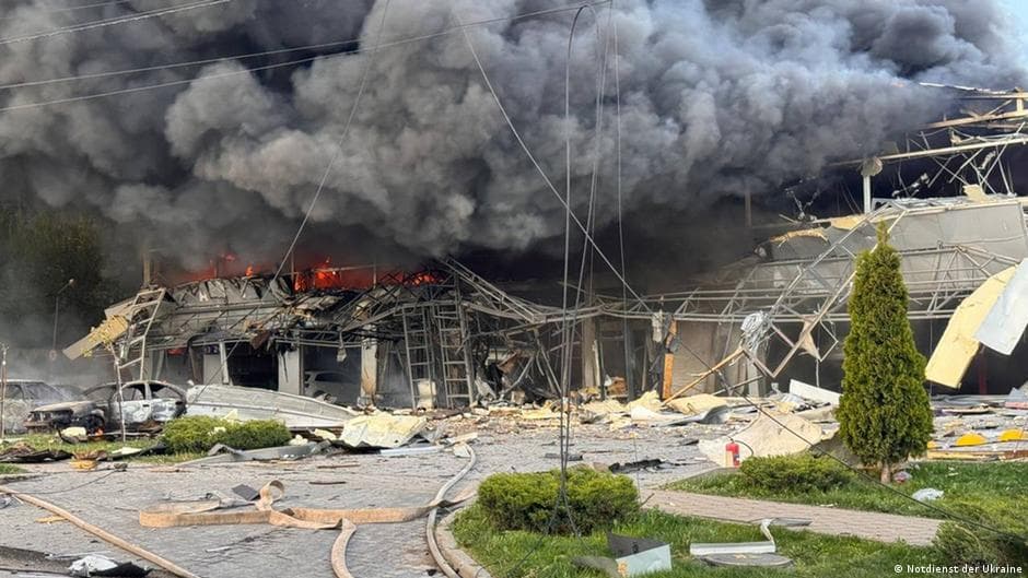 Ukraine: Dozens killed hours before Kyiv-proposed ceasefire