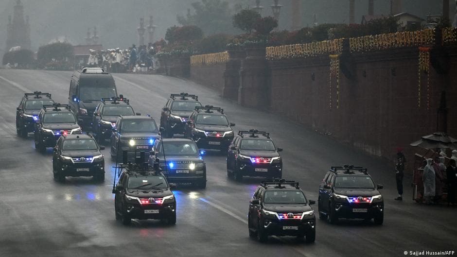 Prime Minister Modi Reduces Official Convoy Size in Austerity Initiative
