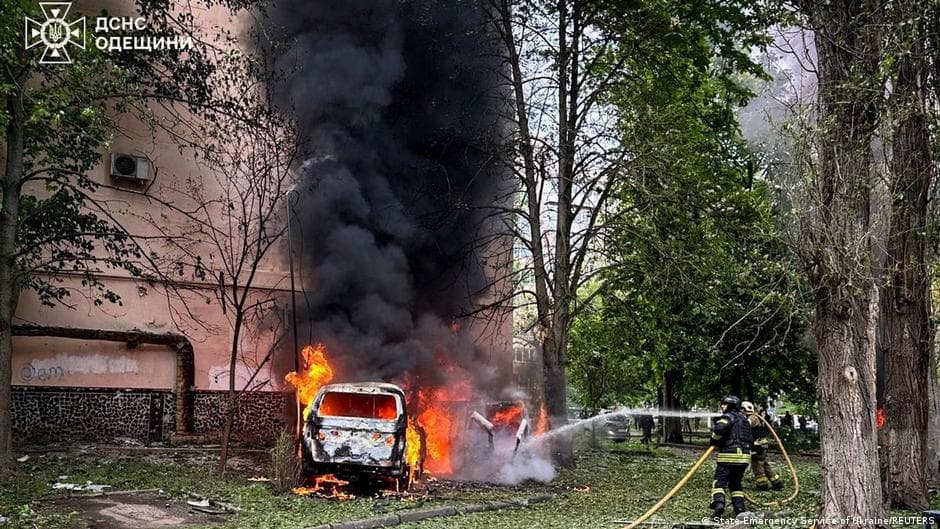 Russia Launches Drone Attack on Ukraine, Resulting in Six Fatalities