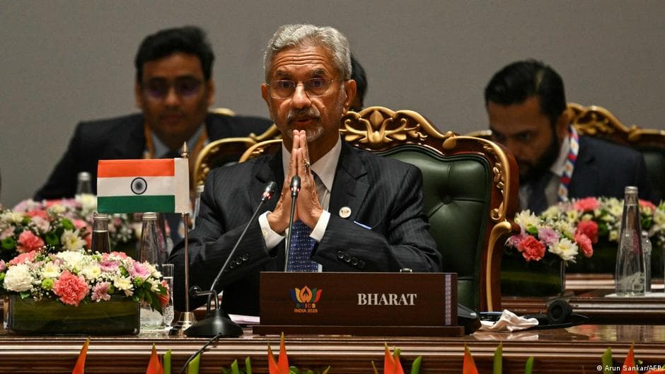 BRICS Foreign Ministers Discuss Iran and Oil Supply Issues in India