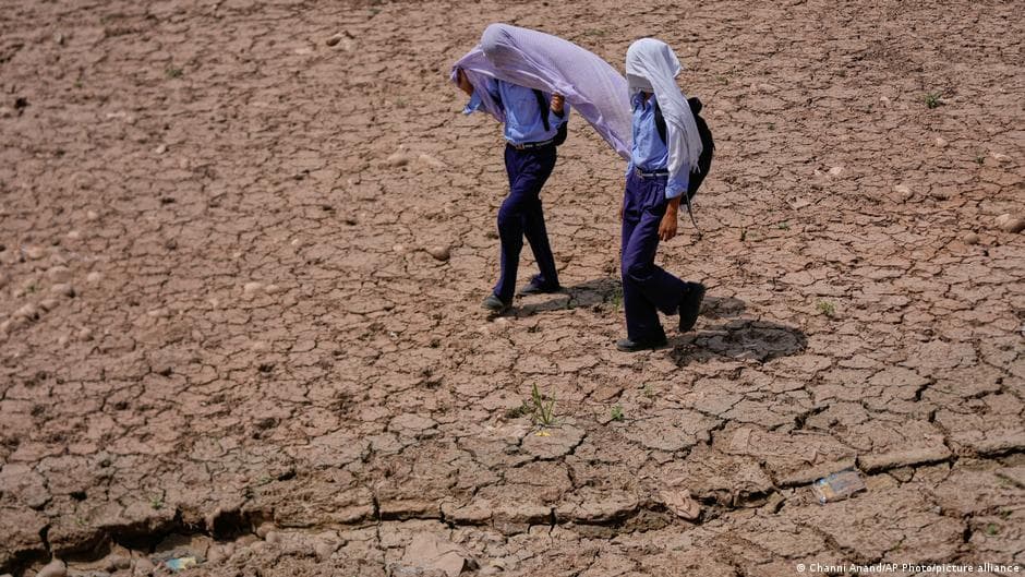 Severe climate scenarios are no longer likely, but warming persists