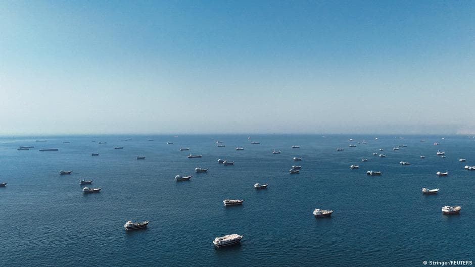 Gulf States Face Security and Economic Challenges Amid Ongoing Iran Conflict
