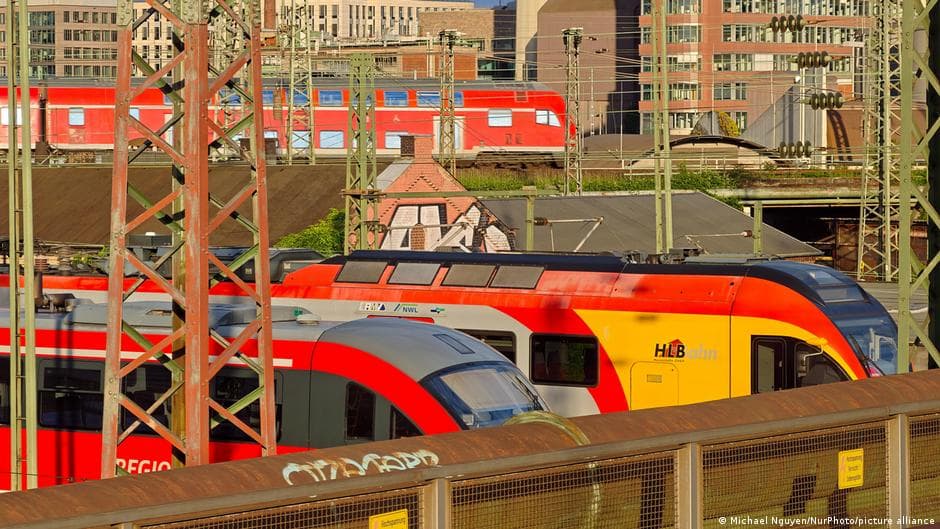Deutsche Bahn Warns Against Travel Due to Extreme Heat in Germany