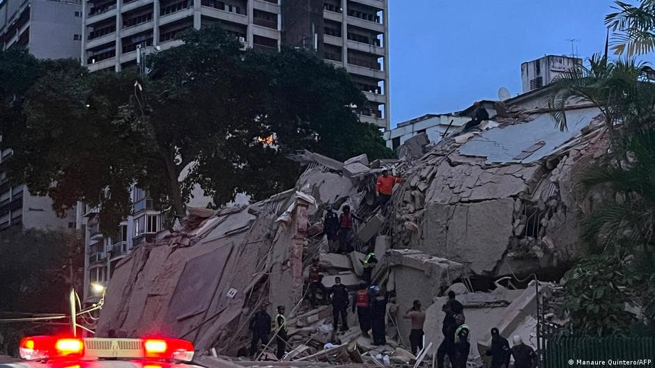 Major earthquakes in Venezuela lead to building collapses and potential casualties