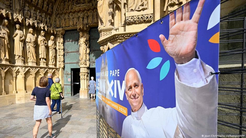 Pope Leo XIV Visits France, Anticipating Large Crowds and Important Discussions