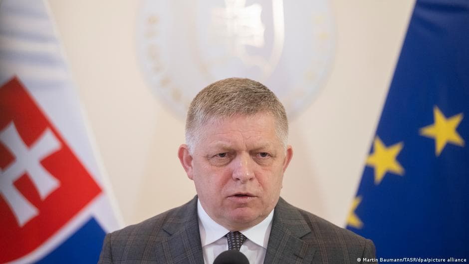 Slovak PM Robert Fico's NATO Comments Draw Criticism Over Alliance Commitment