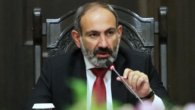 Ermenistan Başbakanı Paşinyan, savaş yanlısı muhalifleri eleştirdi