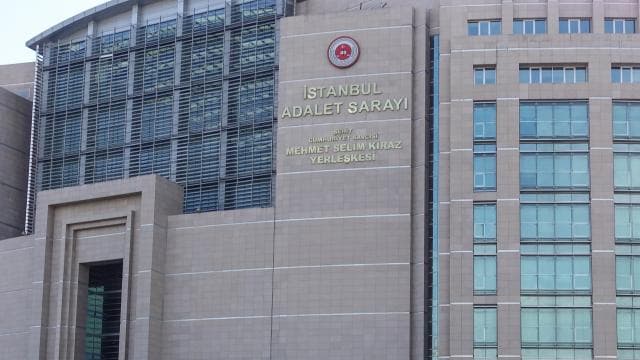 Rıza Akpolat rüşvet almak suçundan tutuklandı