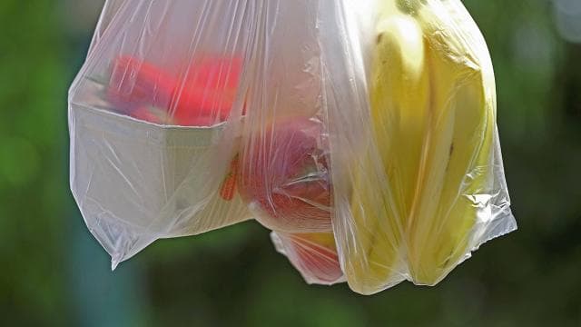 Plastik poşet uygulaması 2,8 milyon ton atığın oluşumunu engelledi