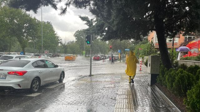14 ilde kuvvetli yağış uyarısı: Sarı kod verildi