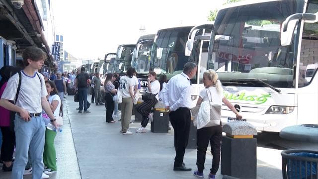 Ramazan Bayramı öncesi otobüs biletlerinin yüzde 90'ı tükendi