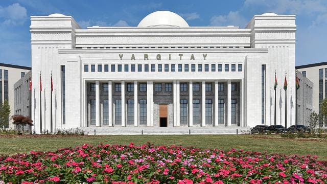 Yargıtay kontenjanından YSK üyeliğine seçilen ilk isim Mehmet Arı oldu