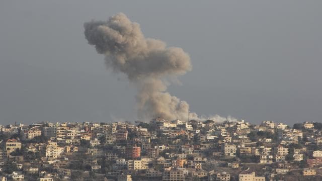 İşgalci İsrail'in 2 Mart'tan bu yana Lübnan'a düzenlediği saldırılarda ölü sayısı 394 oldu