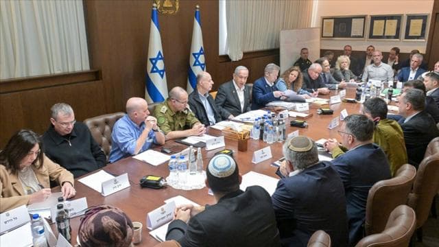 Netanyahu, Trump'ın İran'a saldırı açıklamasının ardından güvenlik kabinesini topluyor