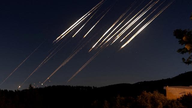 İran medyası: İsfahan ve Hürremşehr kentlerindeki enerji altyapıları hedef alındı