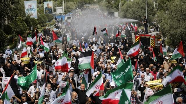 İranda bulunan Türk vatandaşlarına dikkatli olmaları çağrısı