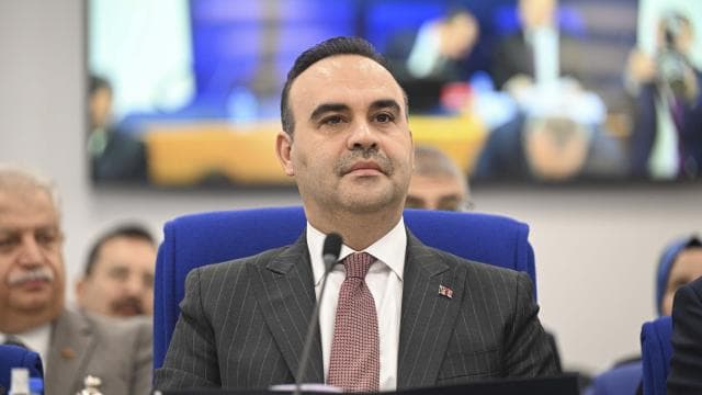 Bakan Kacır: 2 bin kilometre menzilli yerli ve milli füzelerimizi geliştiriyoruz