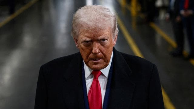 Trump'tan İran'daki göstericilere: Protestolara devam edin