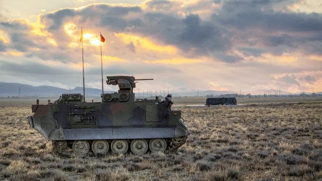 Türkiye'nin ilk elektrikli zırhlı personel taşıyıcısı EZPT görücüye çıktı