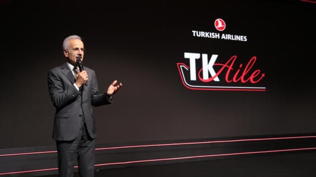 Bakan Uraloğlu: Dış hatlarda uçuş ağımızı 133 ülkede 356 noktaya yükselttik