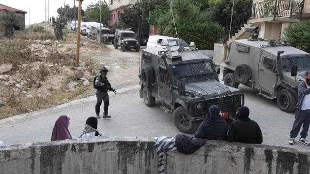 Katil İsrail askerleri, Doğu Kudüs'te bir Filistinliyi daha öldürdü