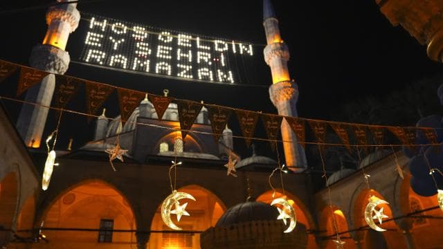 Ramazan ayının iki kez başlayacağı 2030'da 36 gün oruç tutulacak