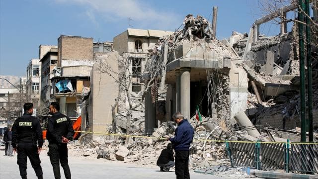 İran basını: ABDİsrail'in İran'ın Kum kentindeki dünkü saldırılarında can kaybı 18'e yükseldi