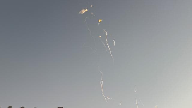 Katar Savunma Bakanlığı: İran'dan fırlatılan 13 balistik füze ve 4 İHA'ya müdahale edildi