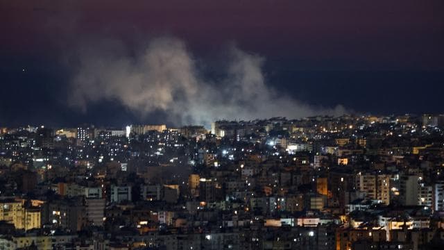 Lübnan Sağlık Bakanlığı: İsrail'in saldırılarında ölenlerin sayısı 102'ye yükseldi, 638 kişi yaralandı