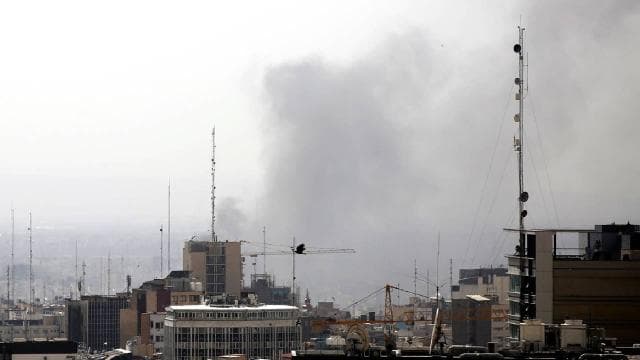 İran Kızılayı: ABDİsrail saldırılarında 105 sivil mekan vuruldu