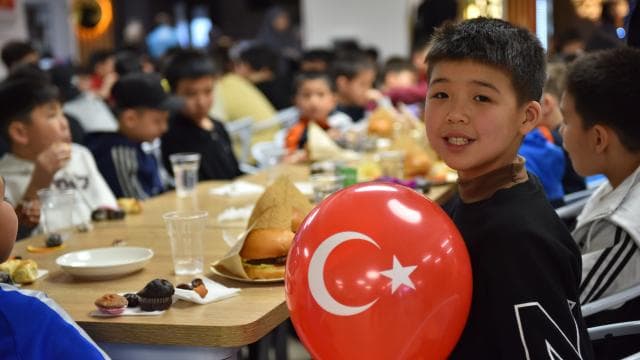 TDV yaklaşık 10 bin yetimin temel ihtiyacını karşılıyor