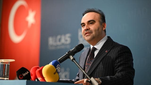 Bakan Kacır: 86 milyonun tek bir ferdinin kılına zarar gelmesine izin vermeyeceğiz