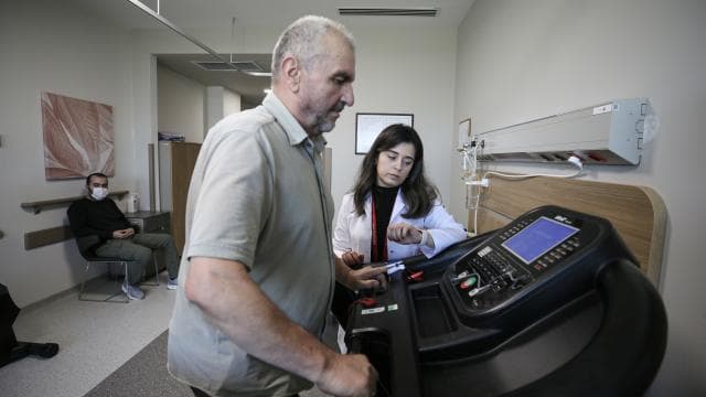 Sağlık Bakanlığı'ndan akciğer hastalarına nefes veren uygulama