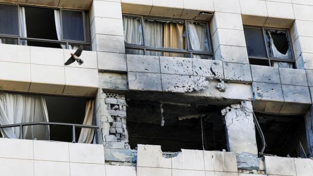 İran, İsrailin Beyruttaki otel saldırısında 4 diplomatının öldüğünü duyurdu